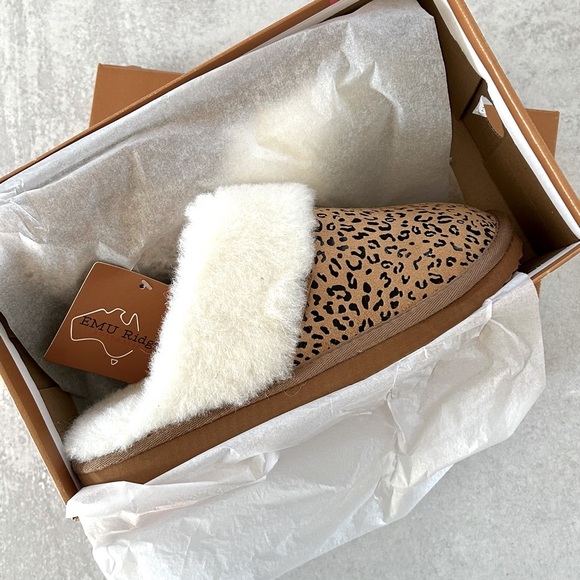 EMU Ridge Harper Animal Print Suede & Sheepskin Wool Mule Slippers, 8 NWT - Picture 3 of 6